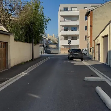 Chez Brunella Centre Avec Parking Appartement Reims